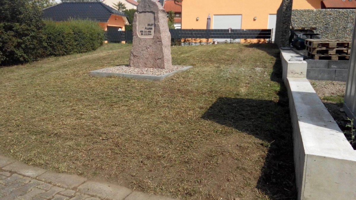 Ernst-Thälmann Denkmal in Gebesee